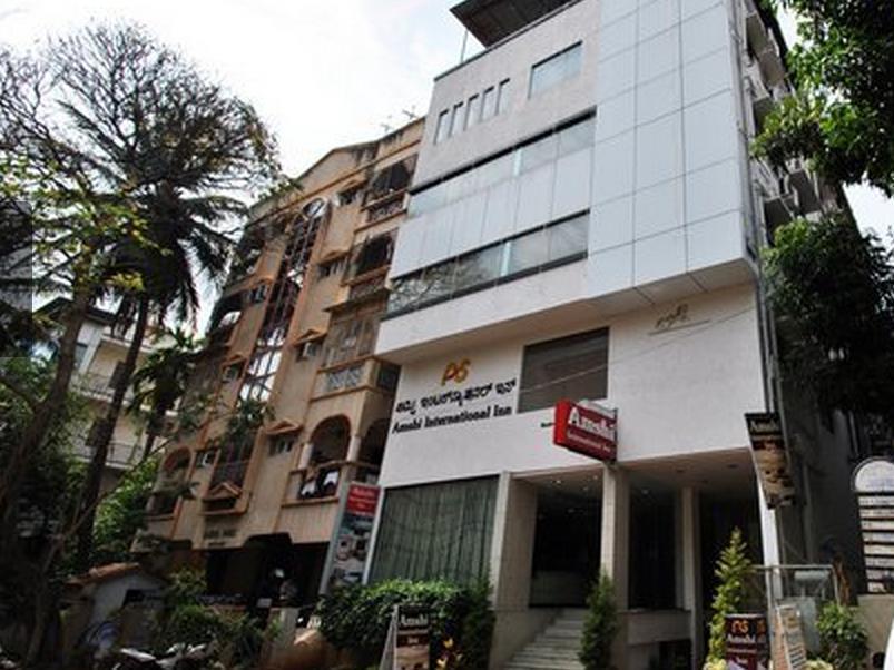 Hotel Amshi International Bangalore Esterno foto