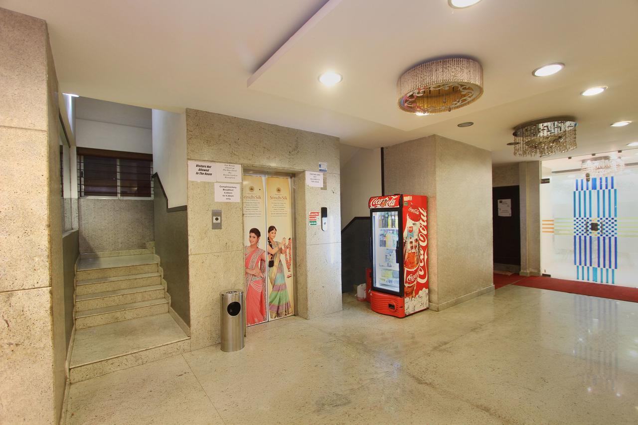 Hotel Amshi International Bangalore Esterno foto